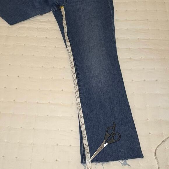 Gap 1969 Curvy Perfect Boot Jeans Women's 31R | Blue | Mid-Rise Raw Hem | EUC - Picture 9 of 9